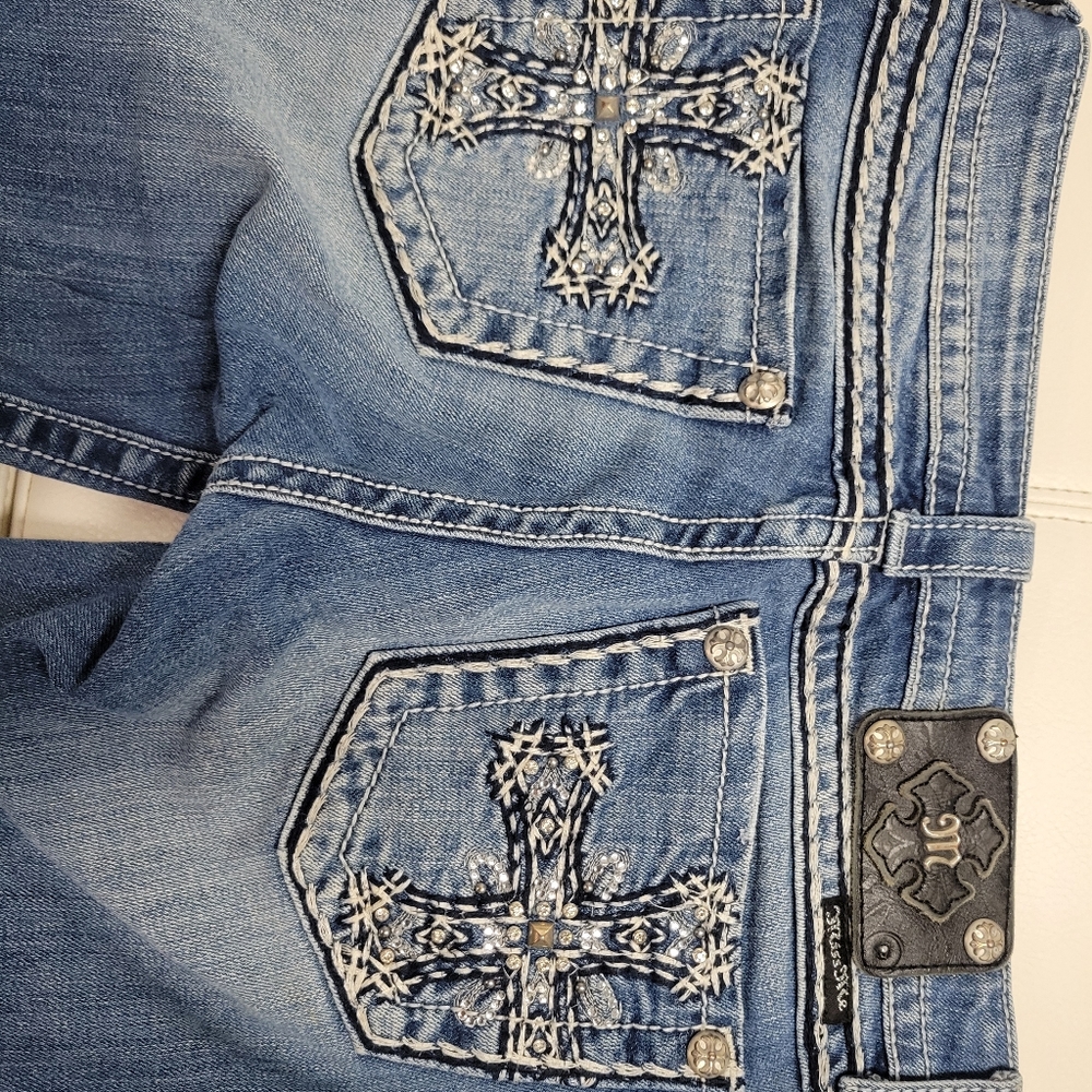 Miss Me Cropped Jeans
